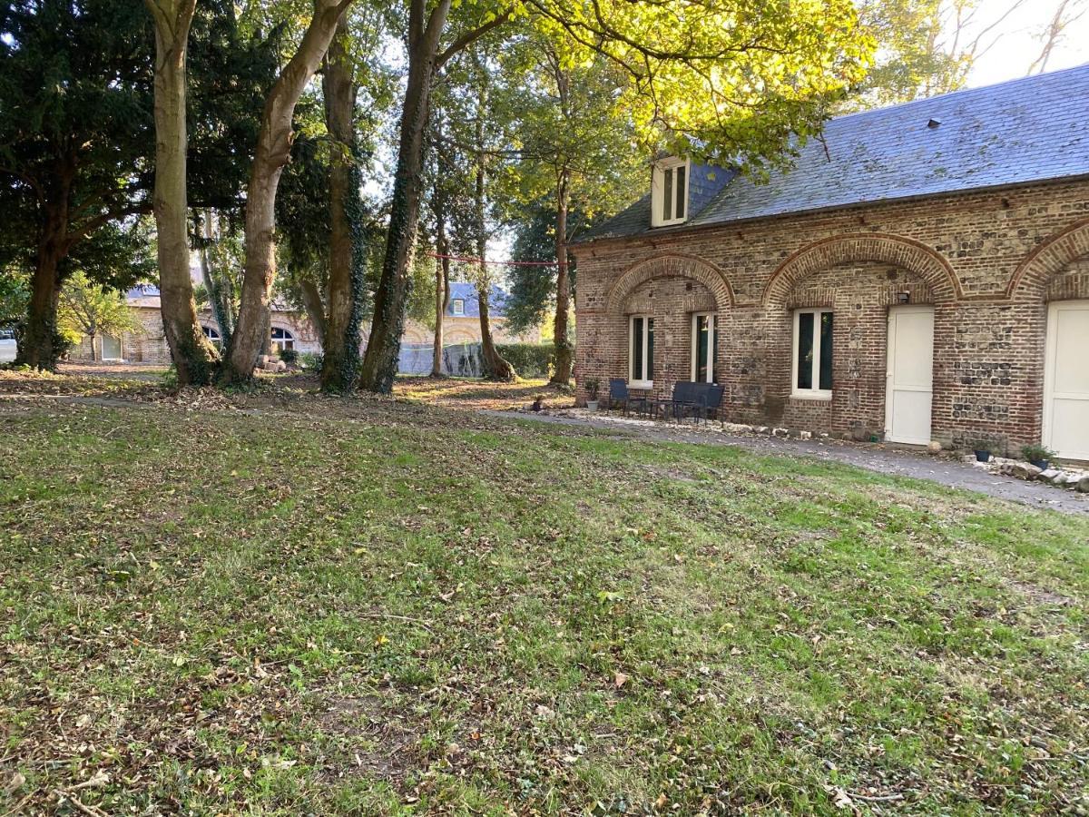 Les Gites Du Chateau Du Cedre Manneville-ès-Plains Exteriér fotografie